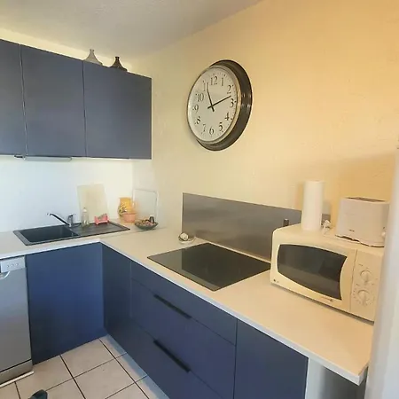 Holiday home Charmante Maisonnette - Piscine, Sauna, Jacuzzi