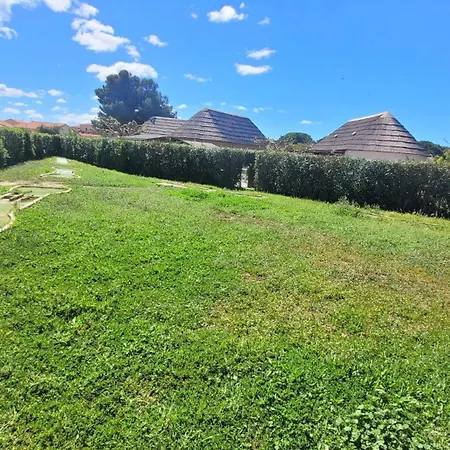 Charmante Maisonnette - Piscine, Sauna, Jacuzzi *